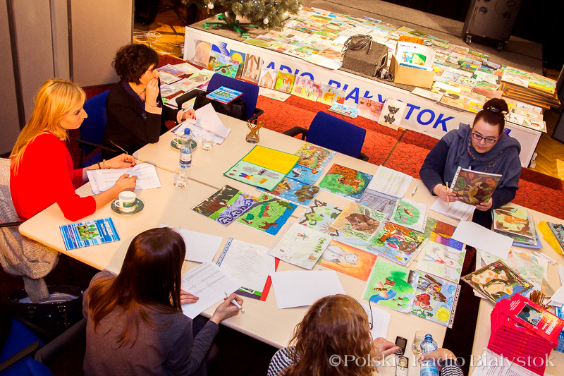 Głosowanie w konkursie literacko-plastycznym pamięci prof. Simony Kossak