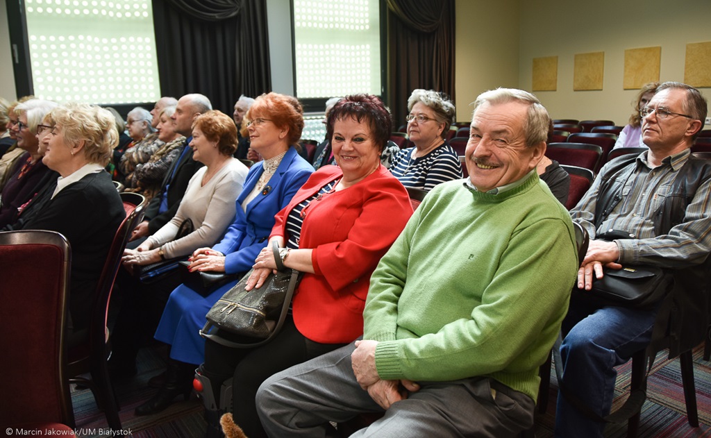 Nauczą się m.in. udzielania pierwszej pomocy – V edycja Uniwersytetu Zdrowego Seniora w Białymstoku