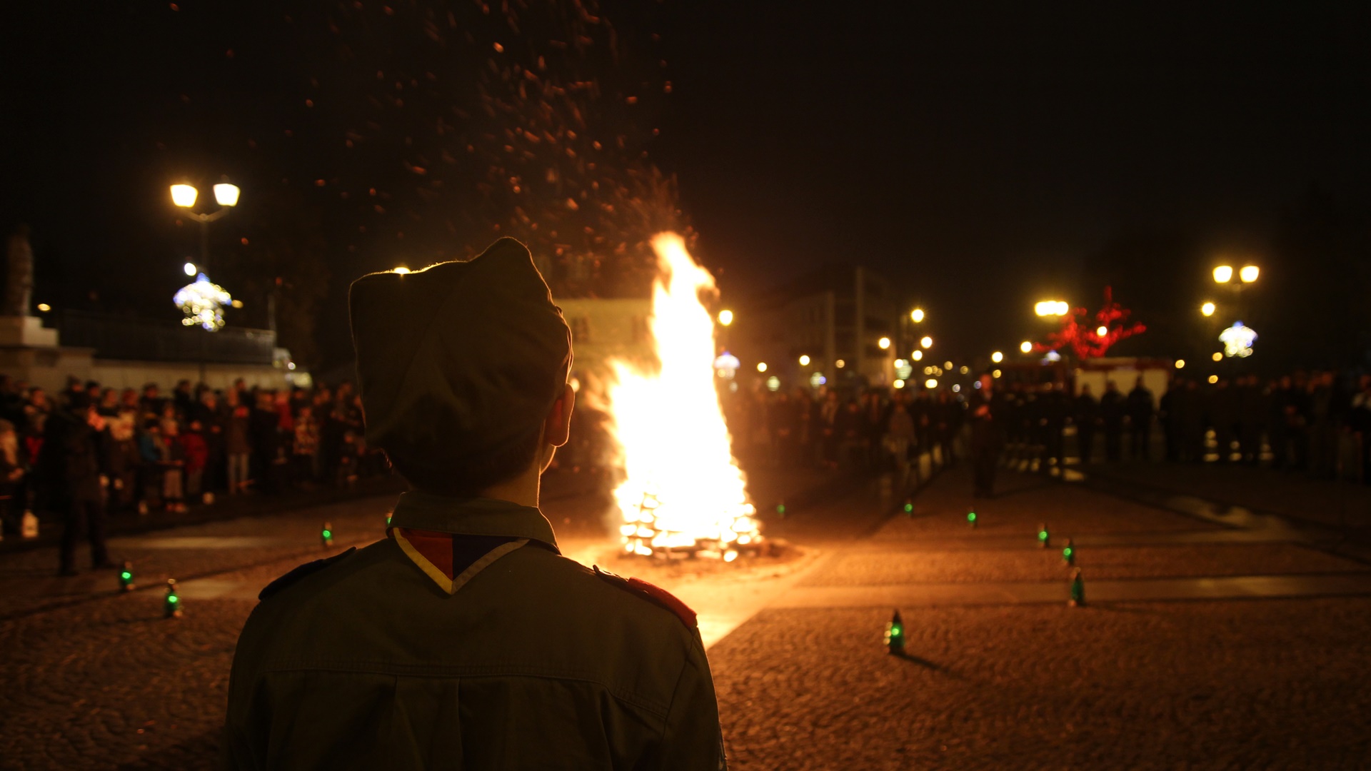 Białostoczanie mogli wziąć do domów Betlejemskie Światło Pokoju [zdjęcia]