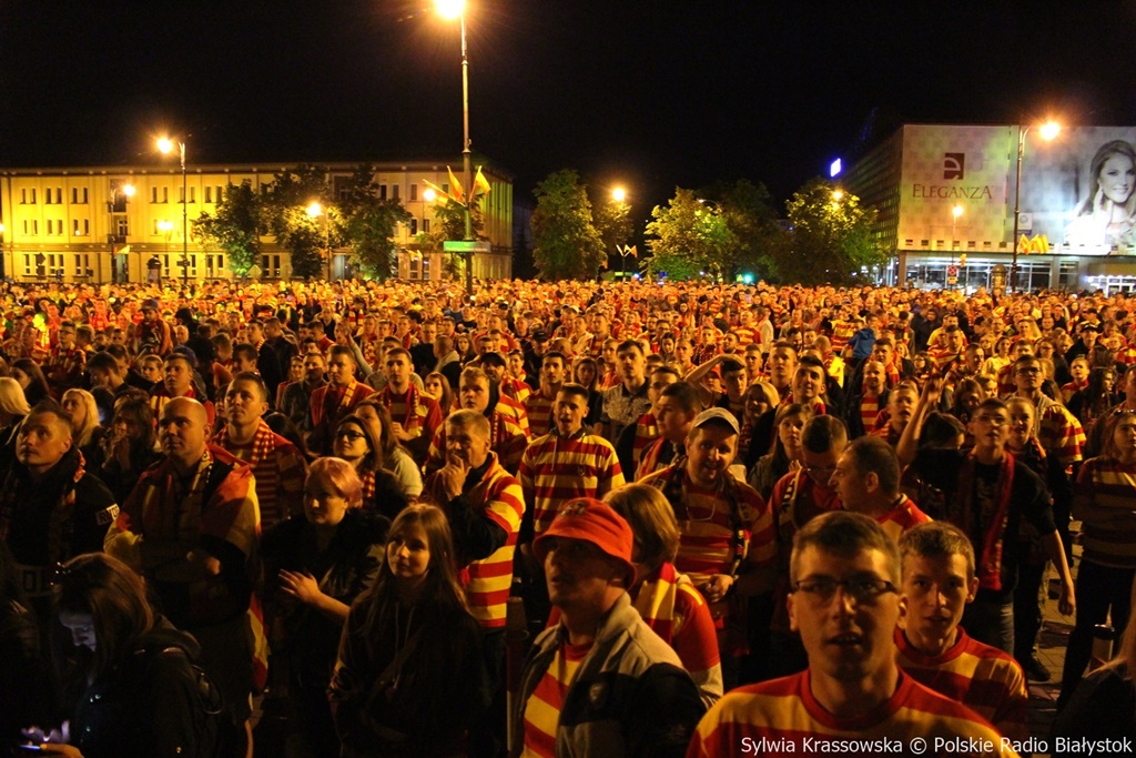 Żółto-czerwoni po raz drugi z rzędu wicemistrzami Polski - feta w mieście