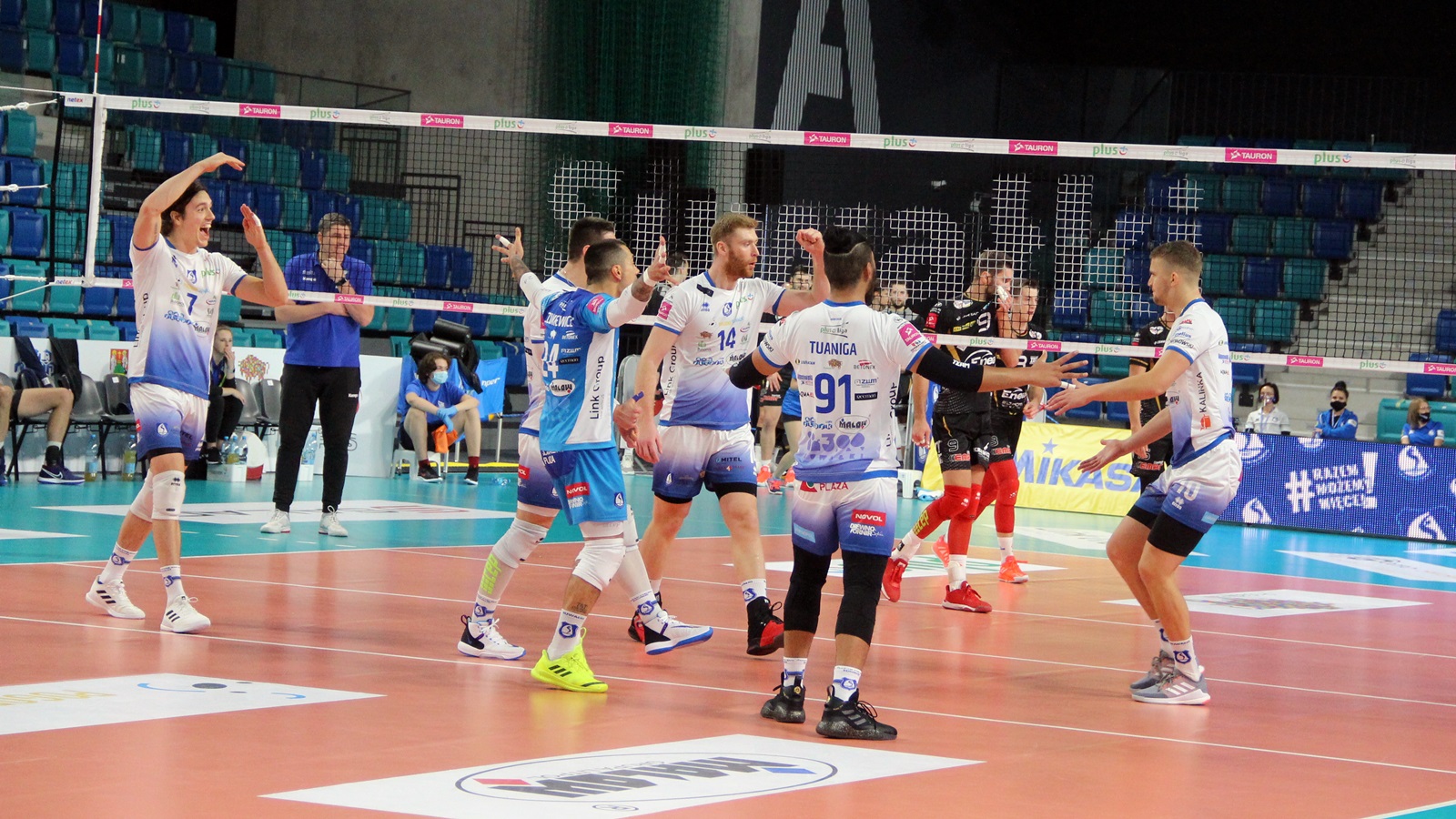 Ślepsk Malow Suwałki wygrywa po tie-breaku z Czarnymi Radom