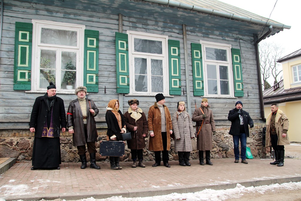 Mszą i inscenizacją upamiętniono mieszkańców wywiezionych na Syberię