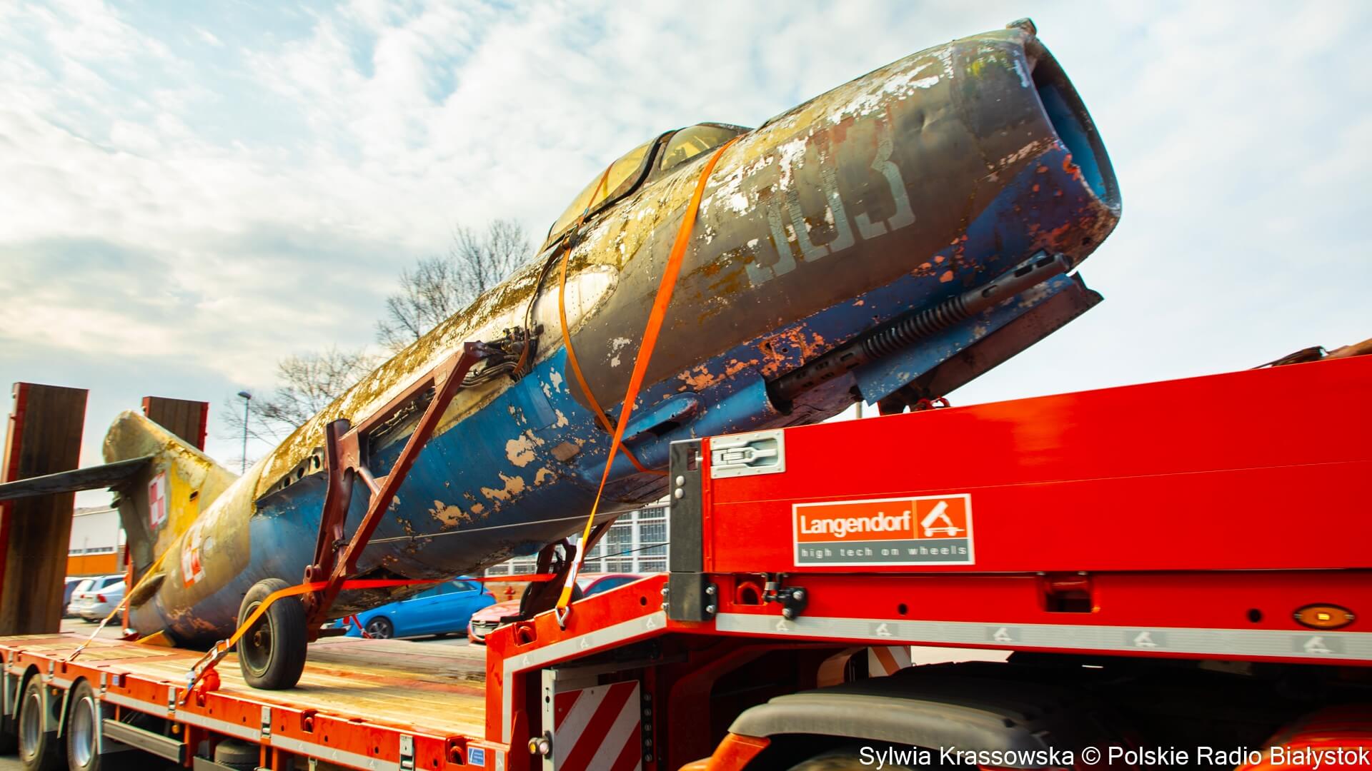 Politechnika Białostocka wyremontuje odrzutowiec Lim-5 - zabytek trafi do Parku Militarnego [zdjęcia, wideo]