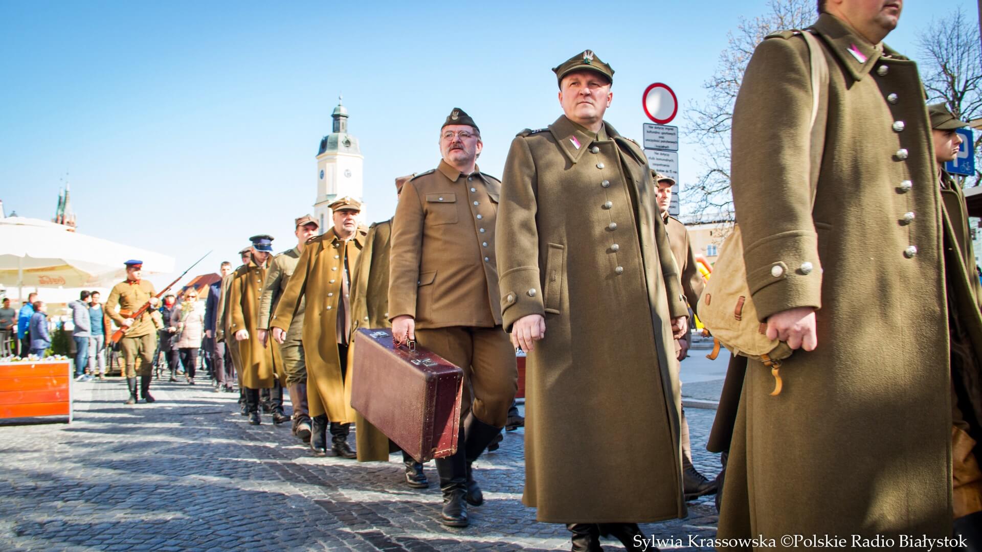 Ulicami Białegostoku przeszedł Marsz Cieni [zdjęcia]