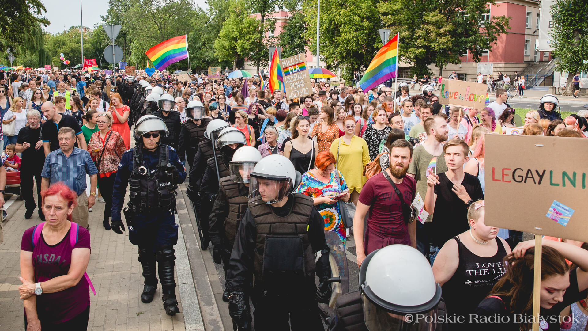 "W imię wartości" - reportaż Dominiki Dębskiej