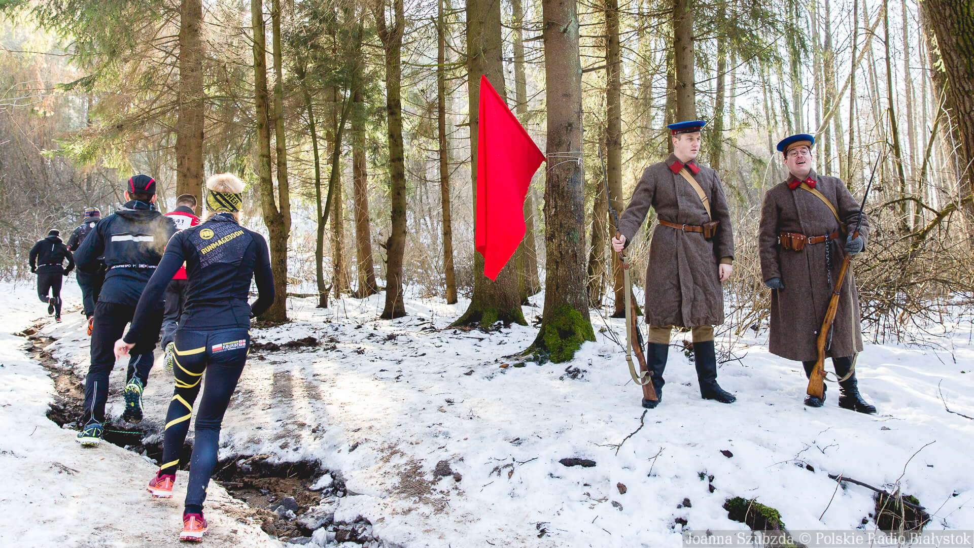 1. Bieg Pamięci Sybiru - biegacze uczcili pamięć wywiezionych w głąb Związku Sowieckiego [zdjęcia]
