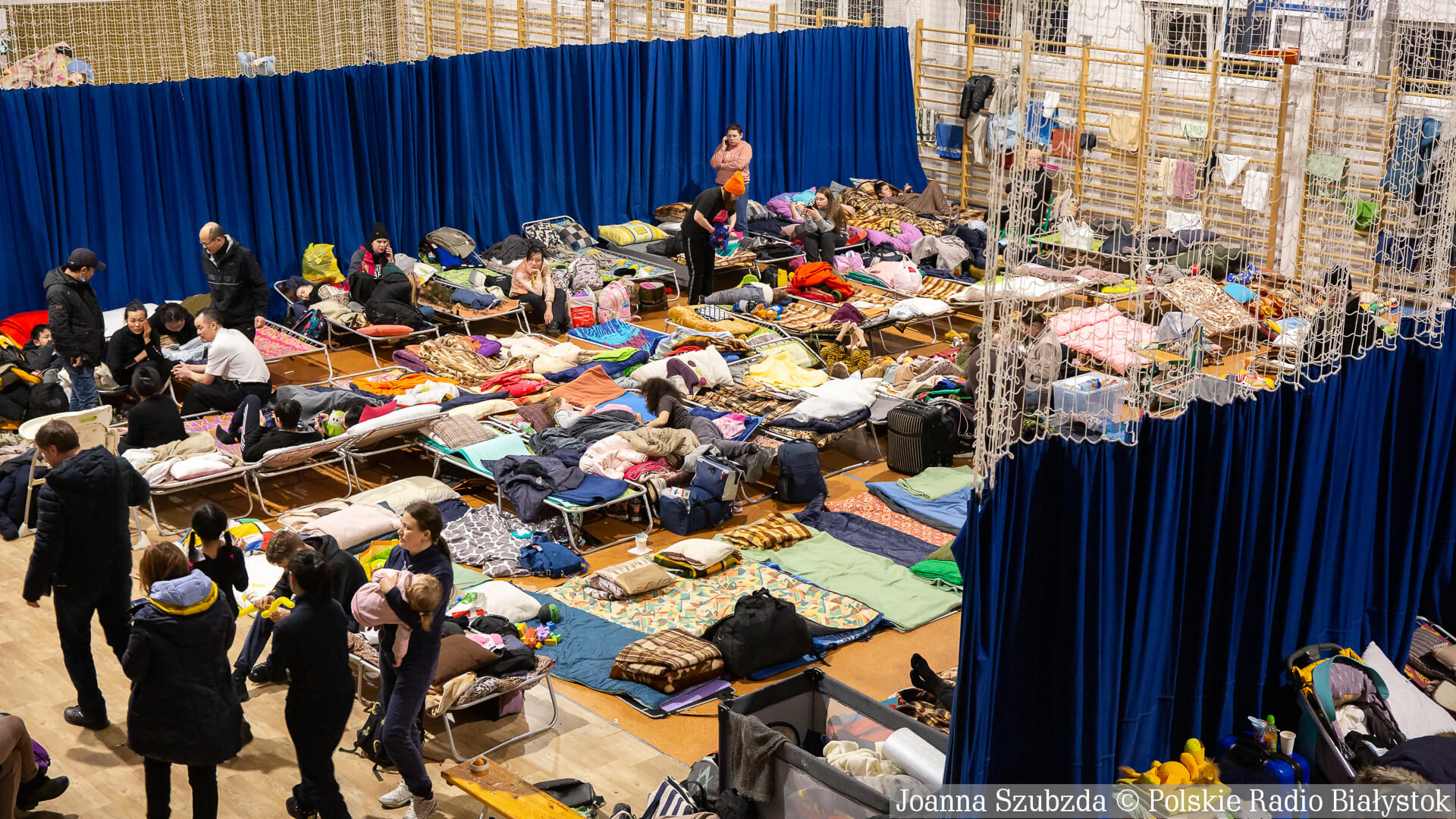 W pobliżu polsko-ukraińskiej granicy powstały ogromne punkty recepcyjne [zdjęcia, wideo]