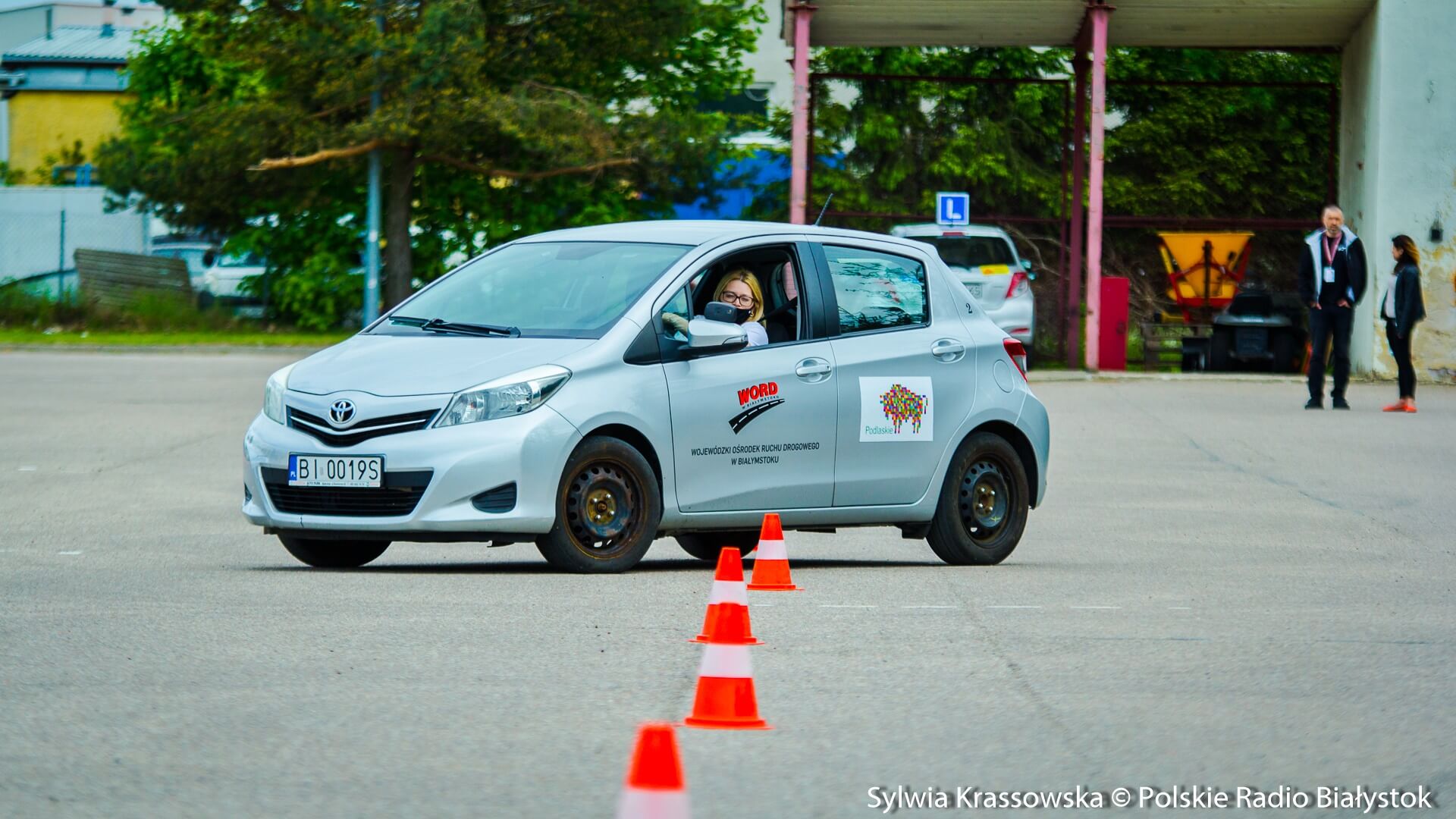 Ponad 20 kierowców uczestniczy w Weekendzie Bezpiecznej Jazdy w Białymstoku [zdjęcia, wideo]
