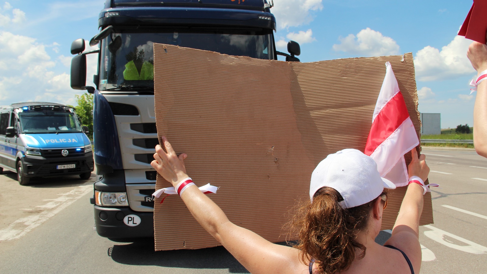 Kolejny dzień protestów na przejściach granicznych w Kuźnicy i Bobrownikach