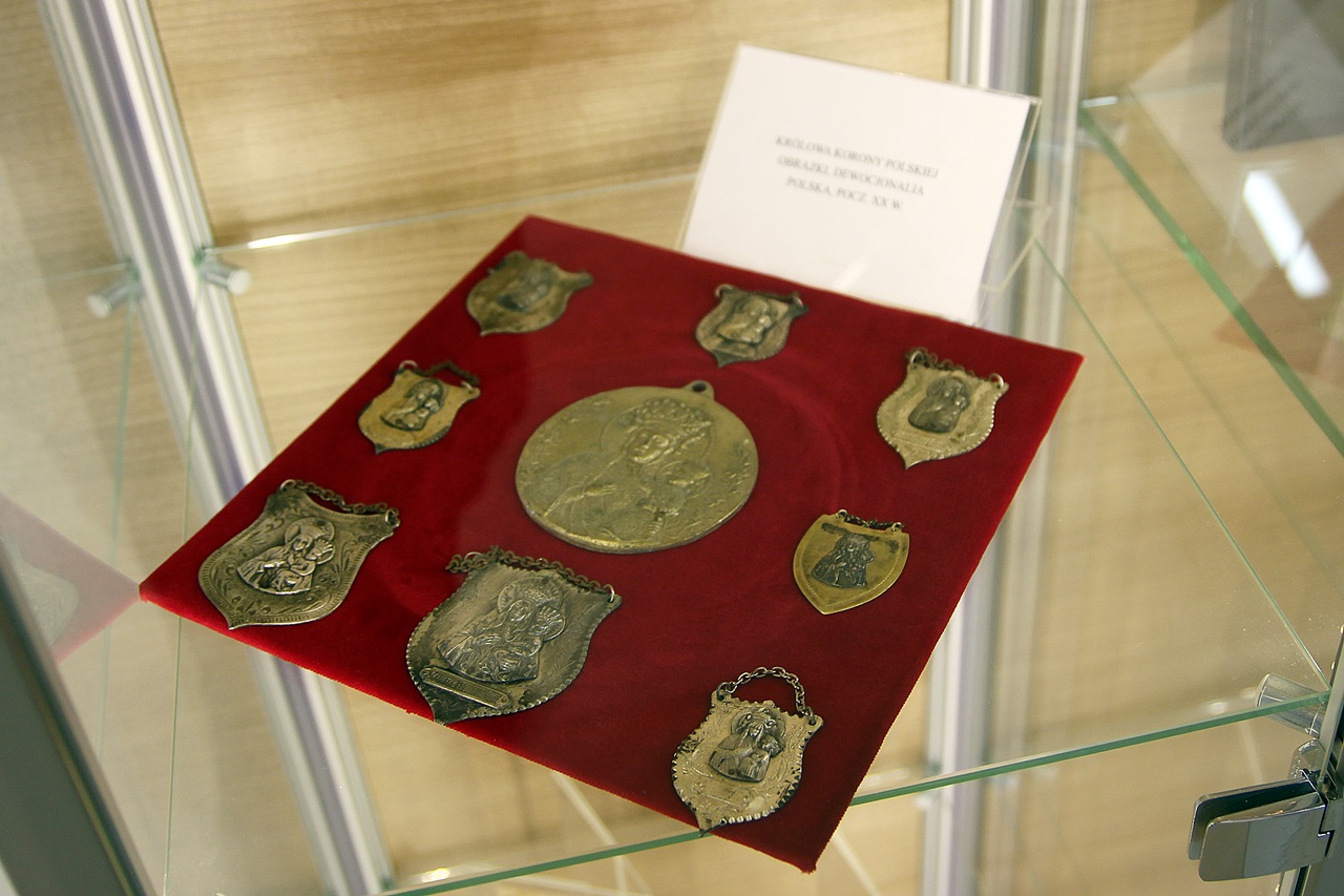 "Niepodległa" - wystawa w Archiwum i Muzeum Archidiecezjalnym w Białymstoku [zdjęcia]