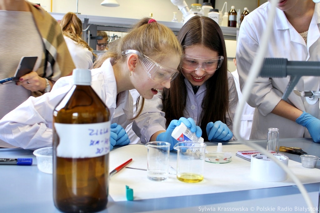 Selfie z gadem, wykłady i pokazy, czyli Marcowe Spotkania z Nauką