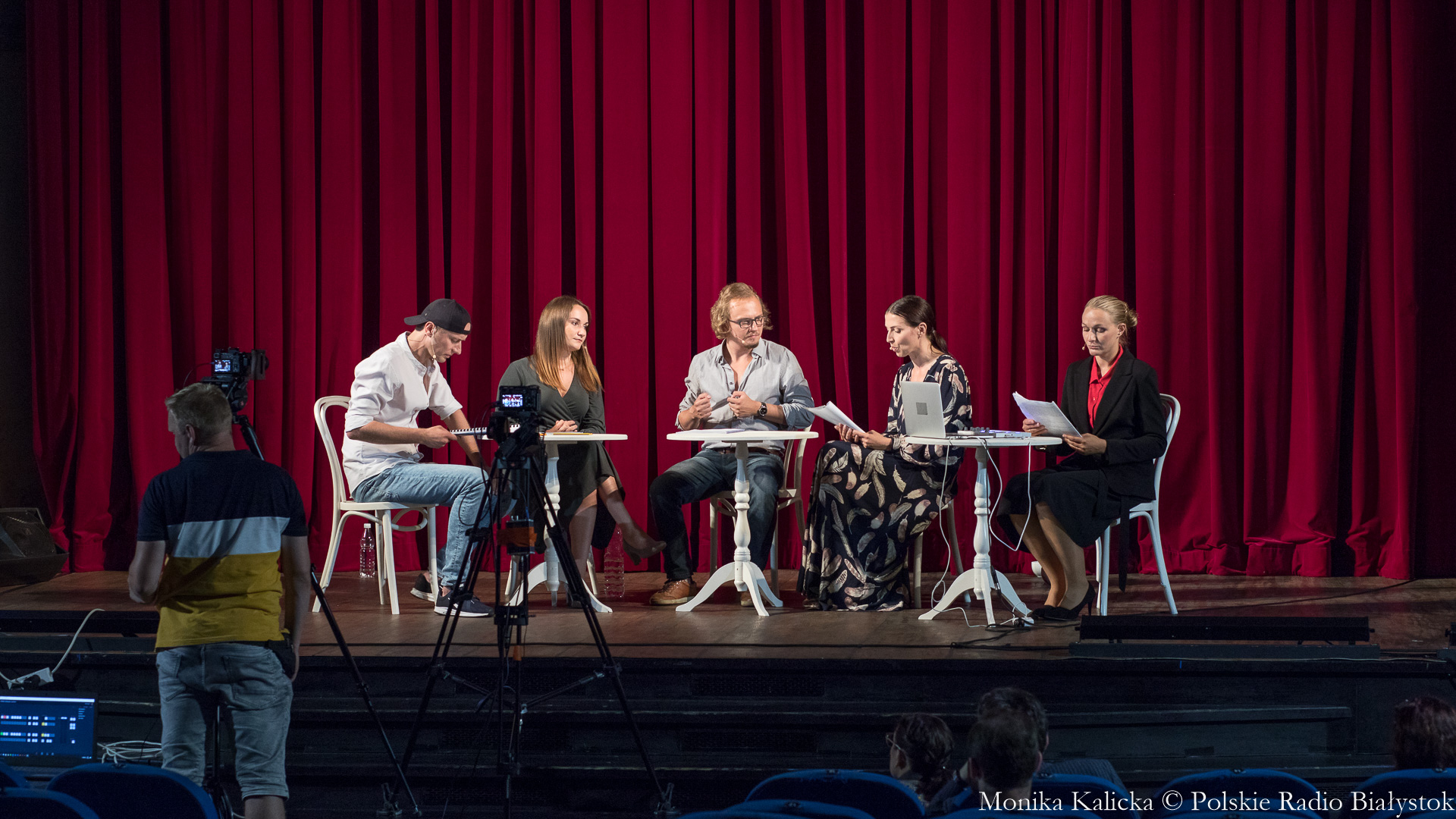 Publiczne czytanie białoruskiego dramatu w ramach akcji solidarności z Białorusią [zdjęcia]