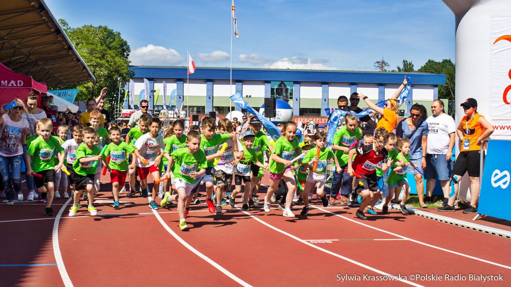 Najmłodsi biegacze wzięli udział w 5. Sztafecie Maratońskiej Electrum Ekiden [zdjęcia]