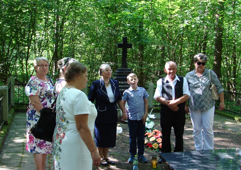 W Lesie Jeziorkowskim uczczono pamięć ofiar masowych mordów z lat 1942-43