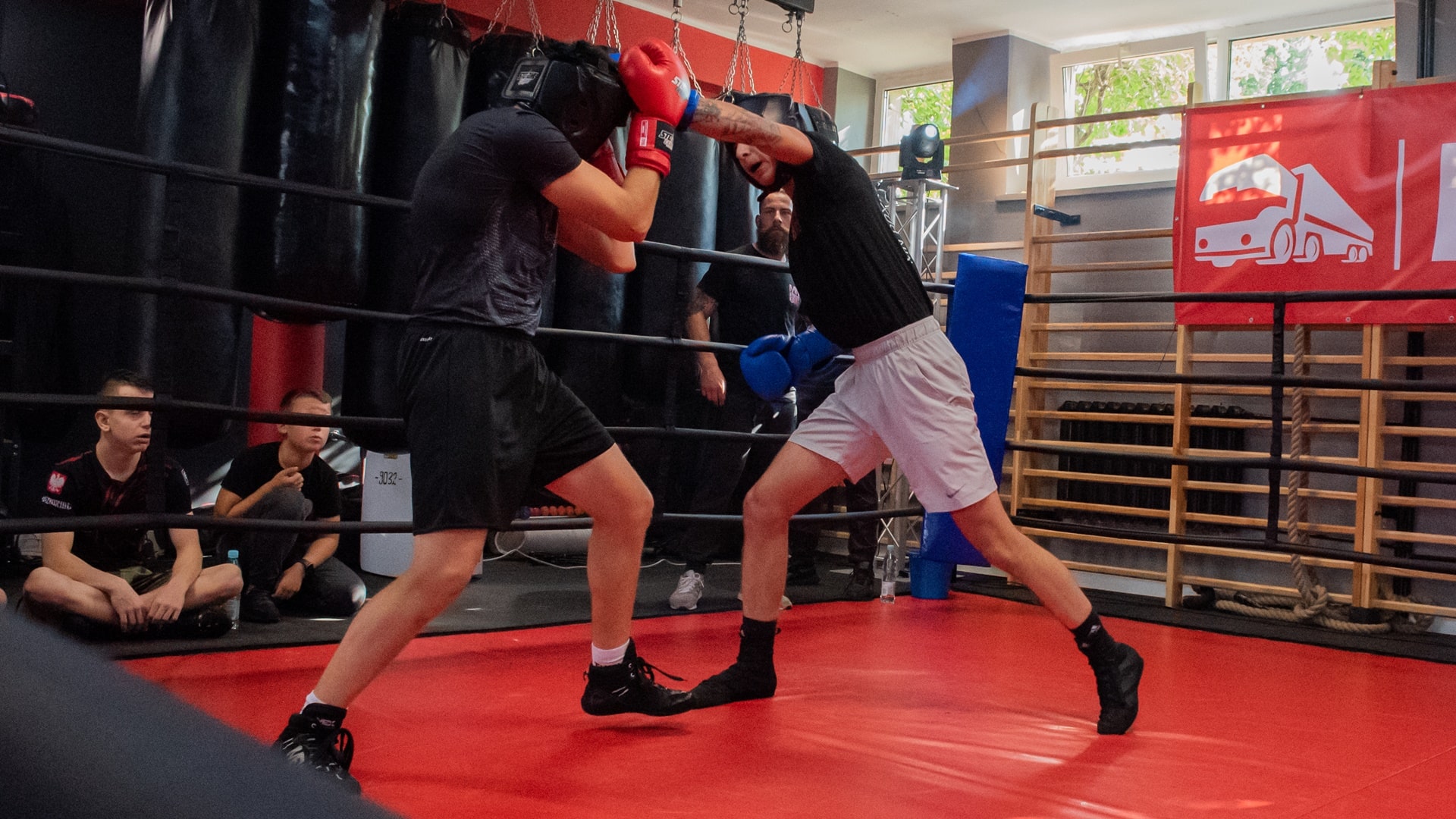 Urodzinowa gala białostockiego klubu bokserskiego Głazboxing