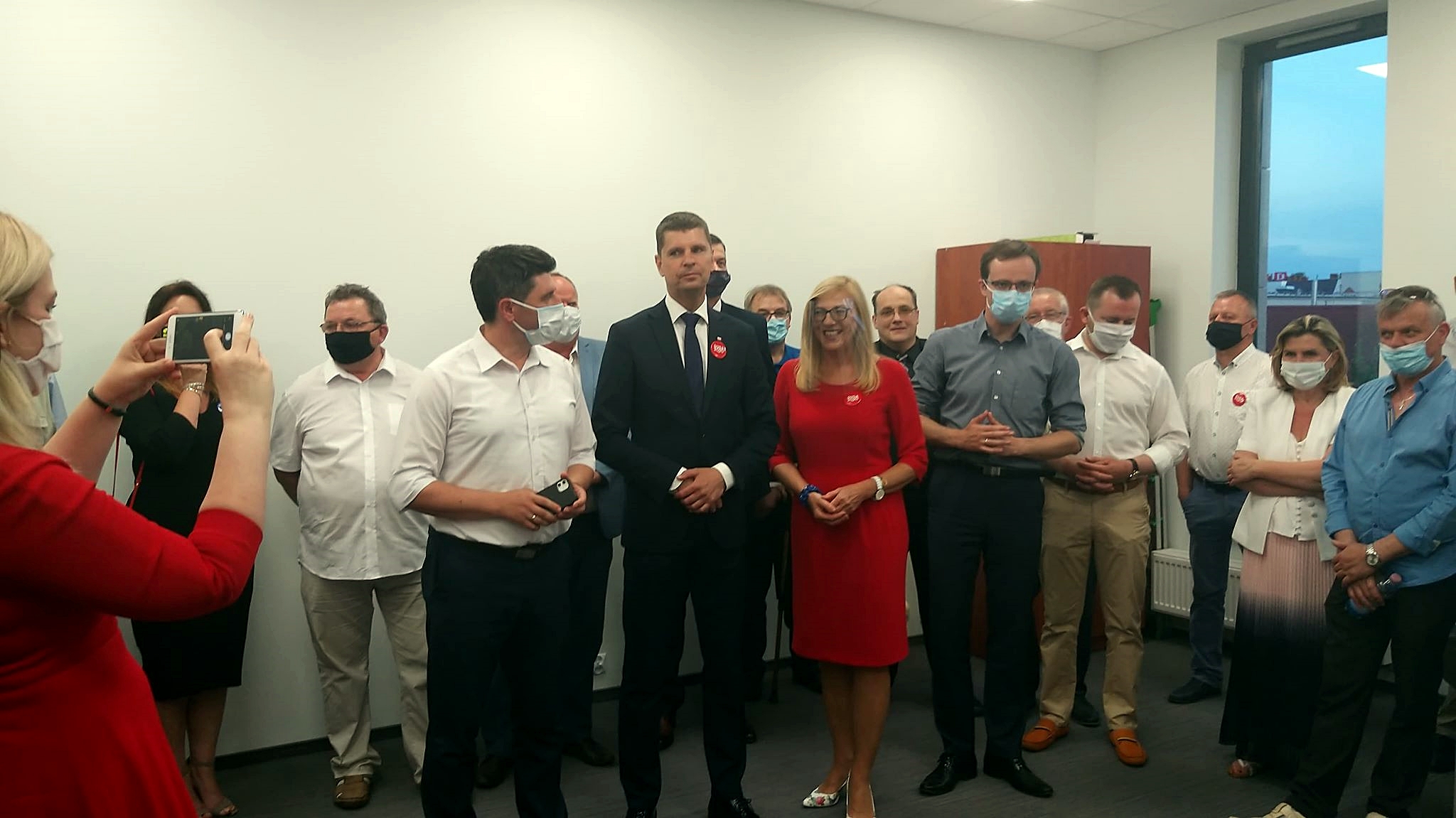 Nasi reporterzy w sztabach wyborczych Andrzeja Dudy i Szymona Hołowni