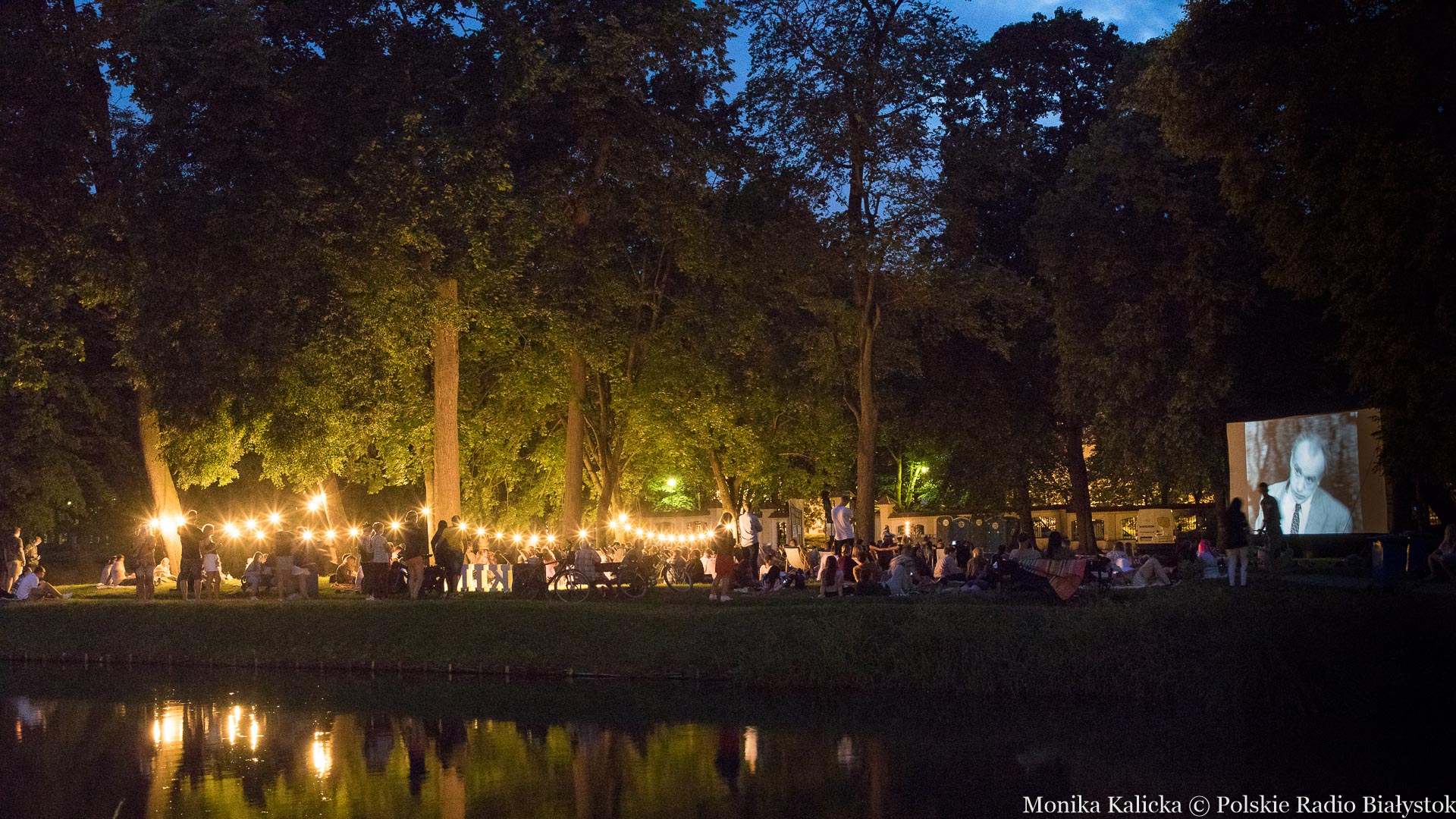 "Kino pod gwiazdami" w Białymstoku z liczną widownią [zdjęcia]