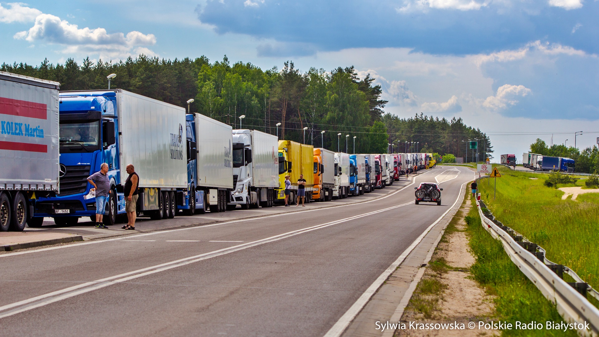 Nadal strefy buforowe przed przejściami granicznymi w Bobrownikach i Kuźnicy