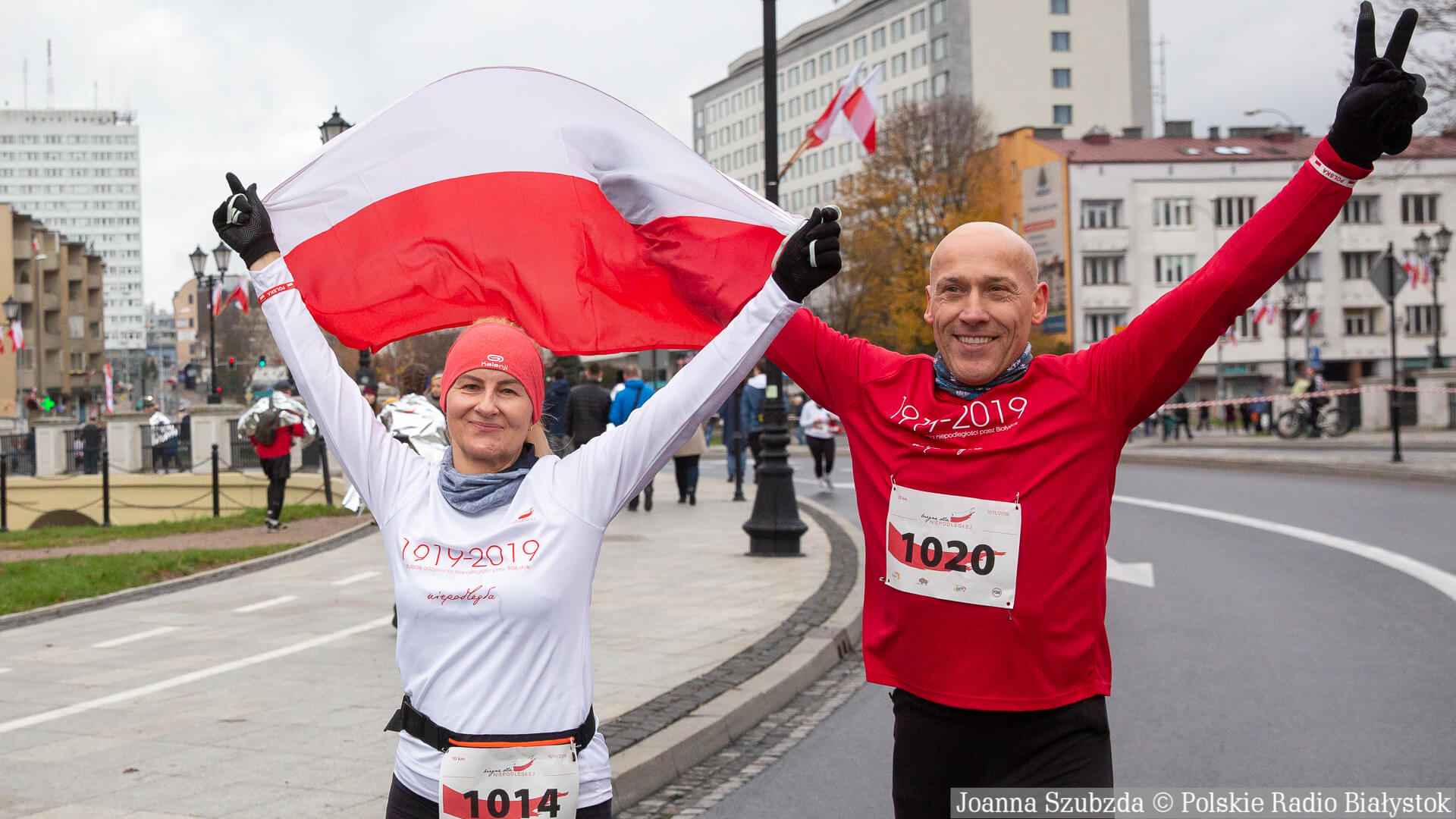 Około 1,7 tys. zawodników wzięło udział w biegu niepodległościowym w Białymstoku [zdjęcia, wideo]