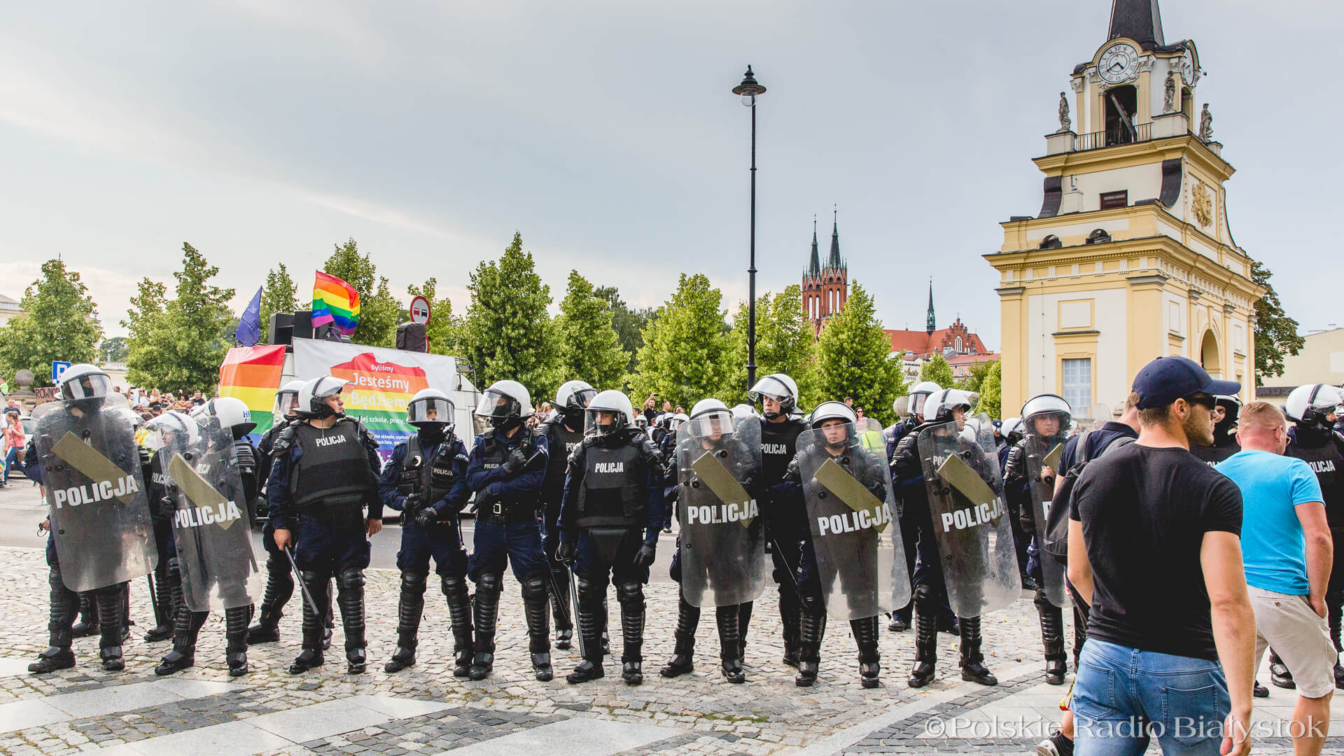Policja o Marszu Równości - 8 osób popełniło przestępstwo, a ponad 100 - wykroczenie