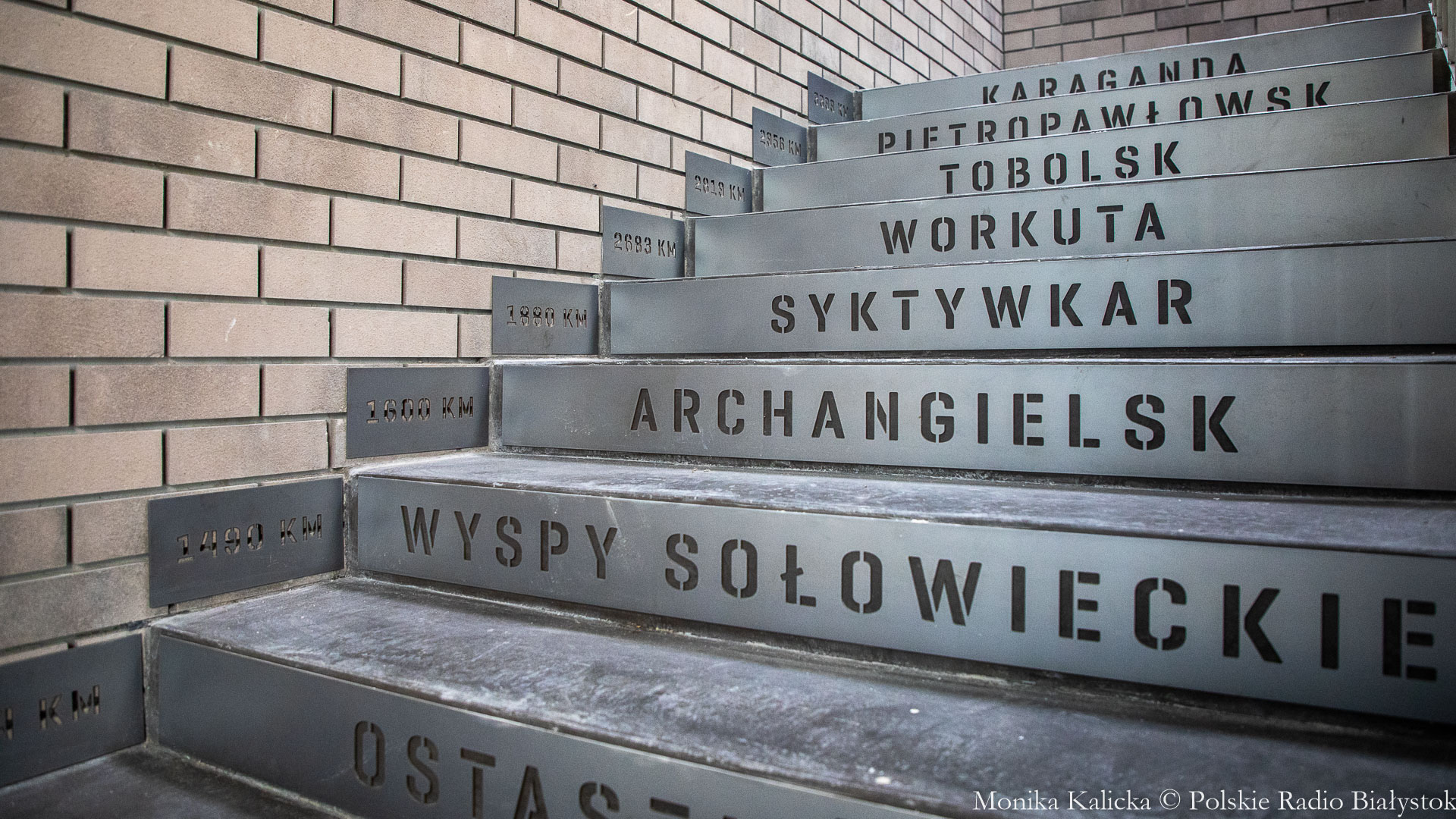 "Dług pamięci. Epilog" - reportaż Alicji Pietruczuk