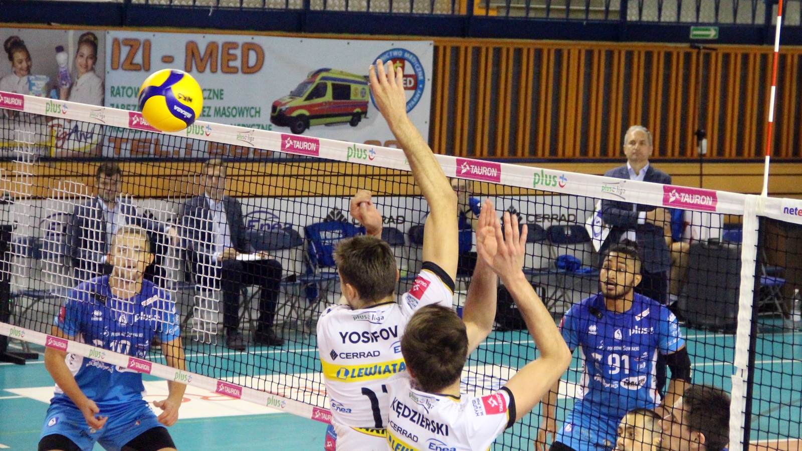 Siatkarze Ślepska Malow Suwałki wygrywają trzeci mecz z rzędu - tym razem pokonali 3:0 Czarnych Radom