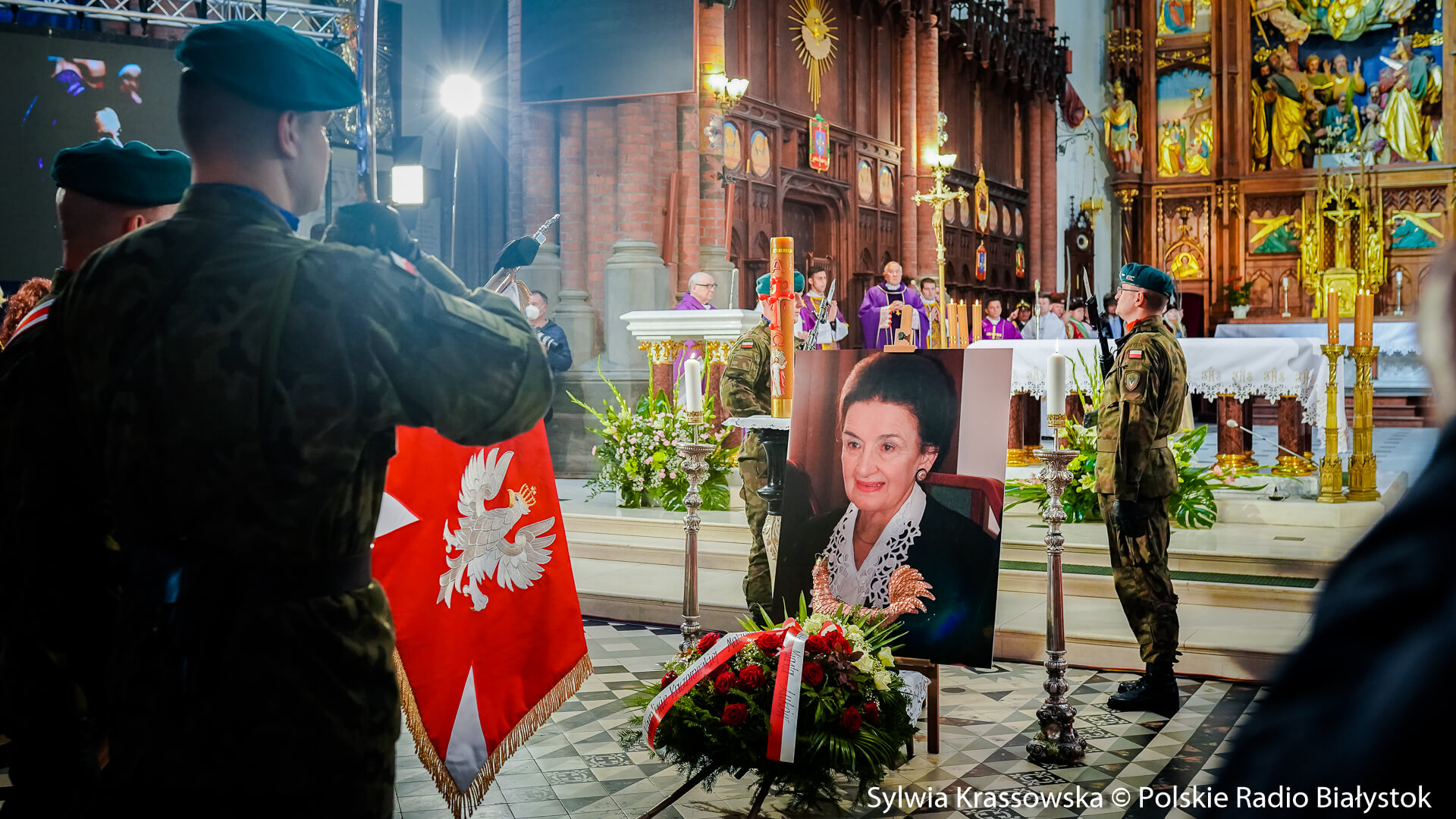 Pożegnanie Karoliny Kaczorowskiej w Białymstoku i Londynie [zdjęcia]