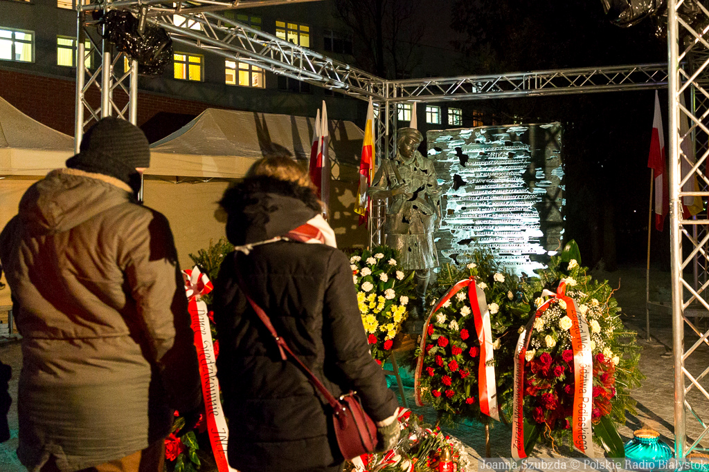 Marsz, odsłonięcie pomnika czy zbiórka krwi - w Podlaskiem oddali hołd Żołnierzom Wyklętym [zdjęcia]