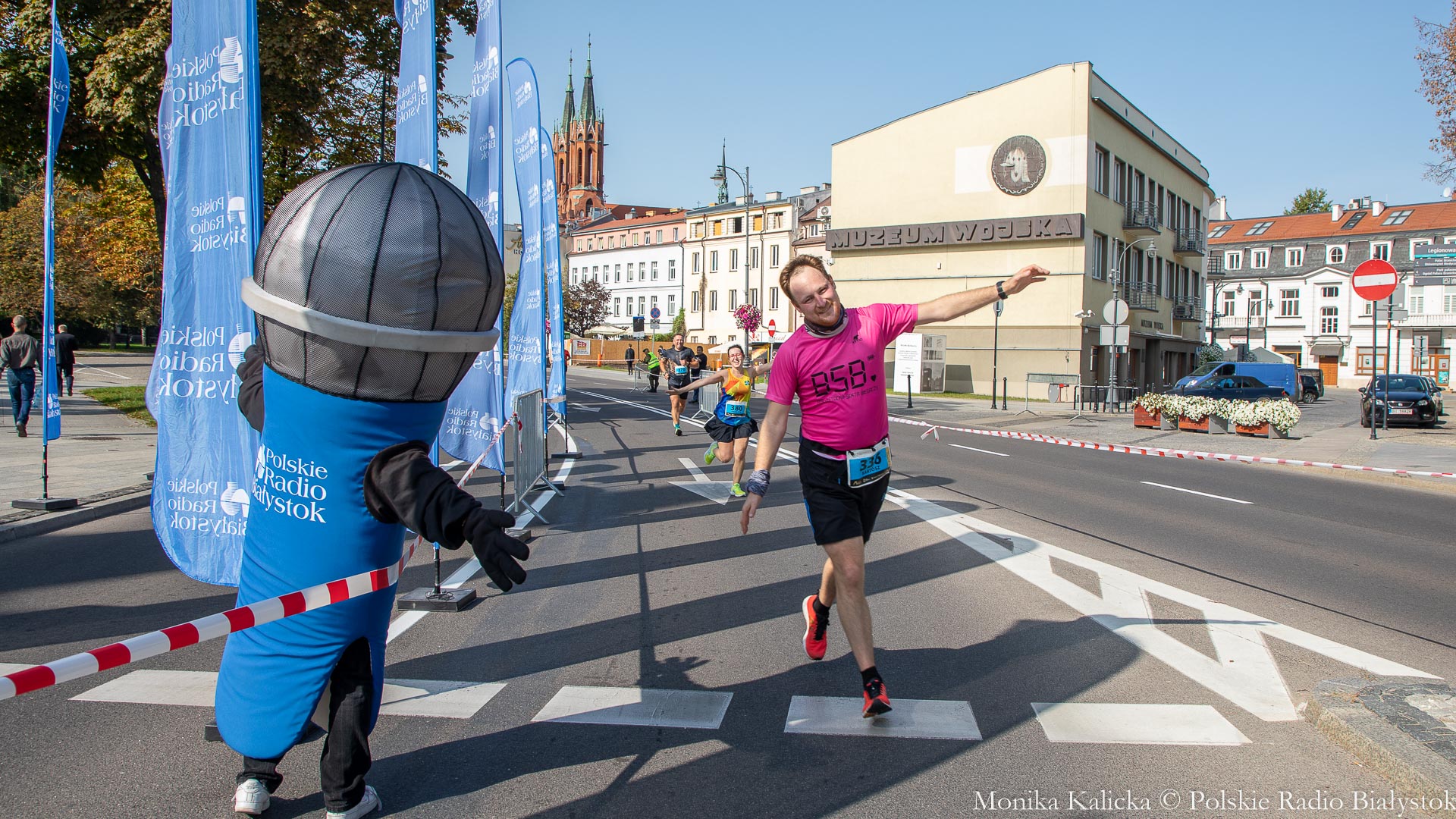Prawie 670 osób dobiegło do mety "Szybkiej Dychy" zawodów Białystok Biega [zdjęcia, wideo]