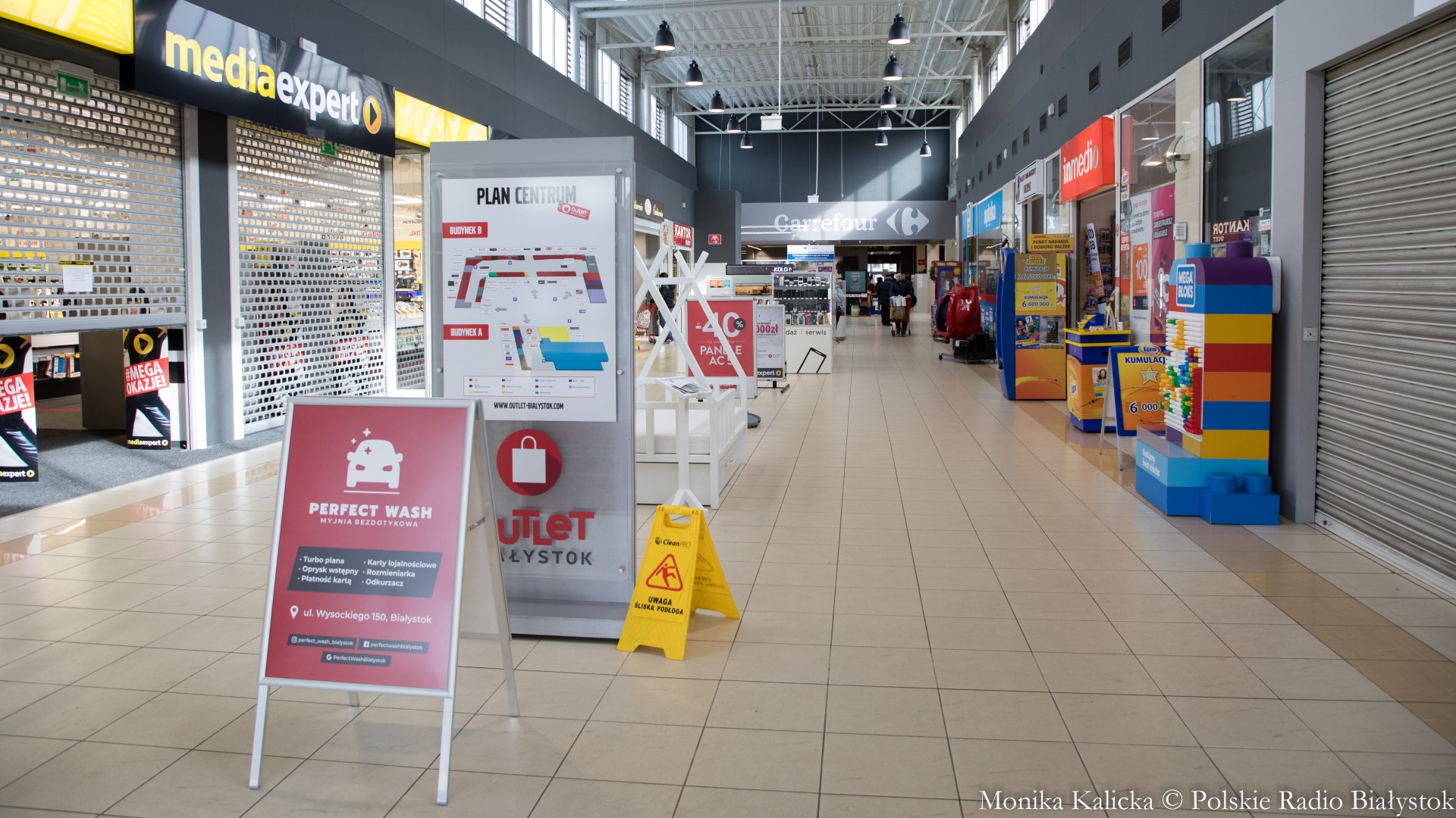 Rządowy pakiet pomocowy dla firm - czasowe przywrócenie zaopatrzenia sklepów i handlu w niedziele