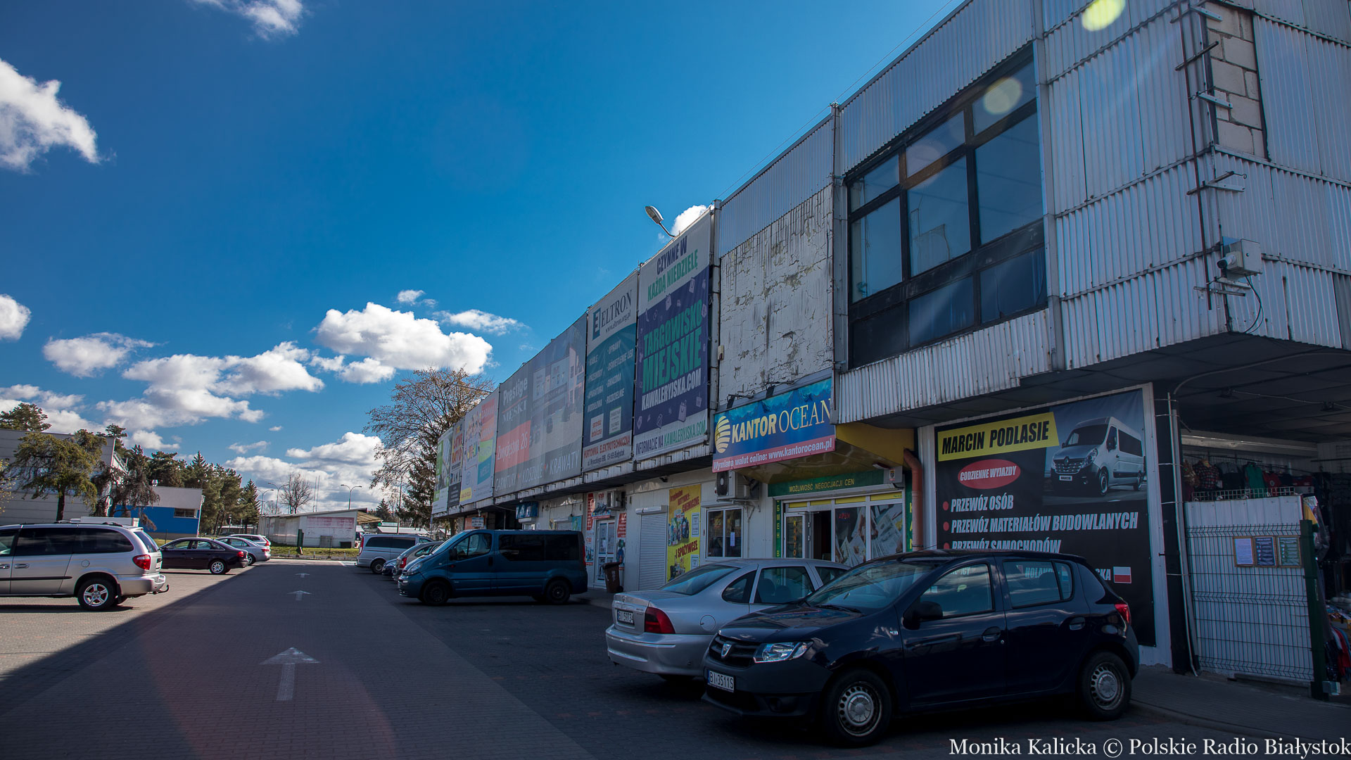 Białostockie targowisko przy ul. Kawaleryjskiej jest znów czynne [zdjęcia]