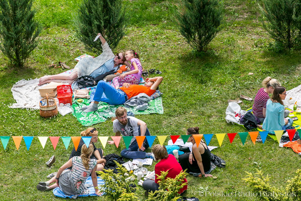 Wegańska kuchnia, rękodzieło i relaks - czyli Śniadanie na trawie przy Operze [zdjęcia]