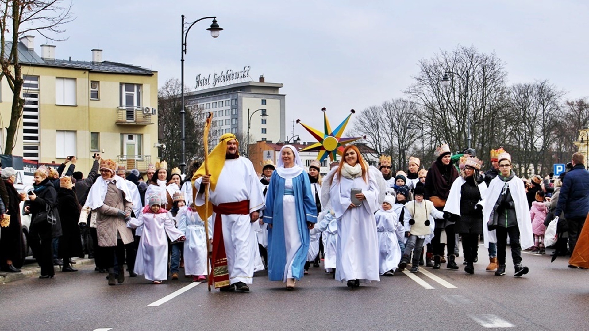 Orszaki Trzech Króli na ulicach podlaskich miast
