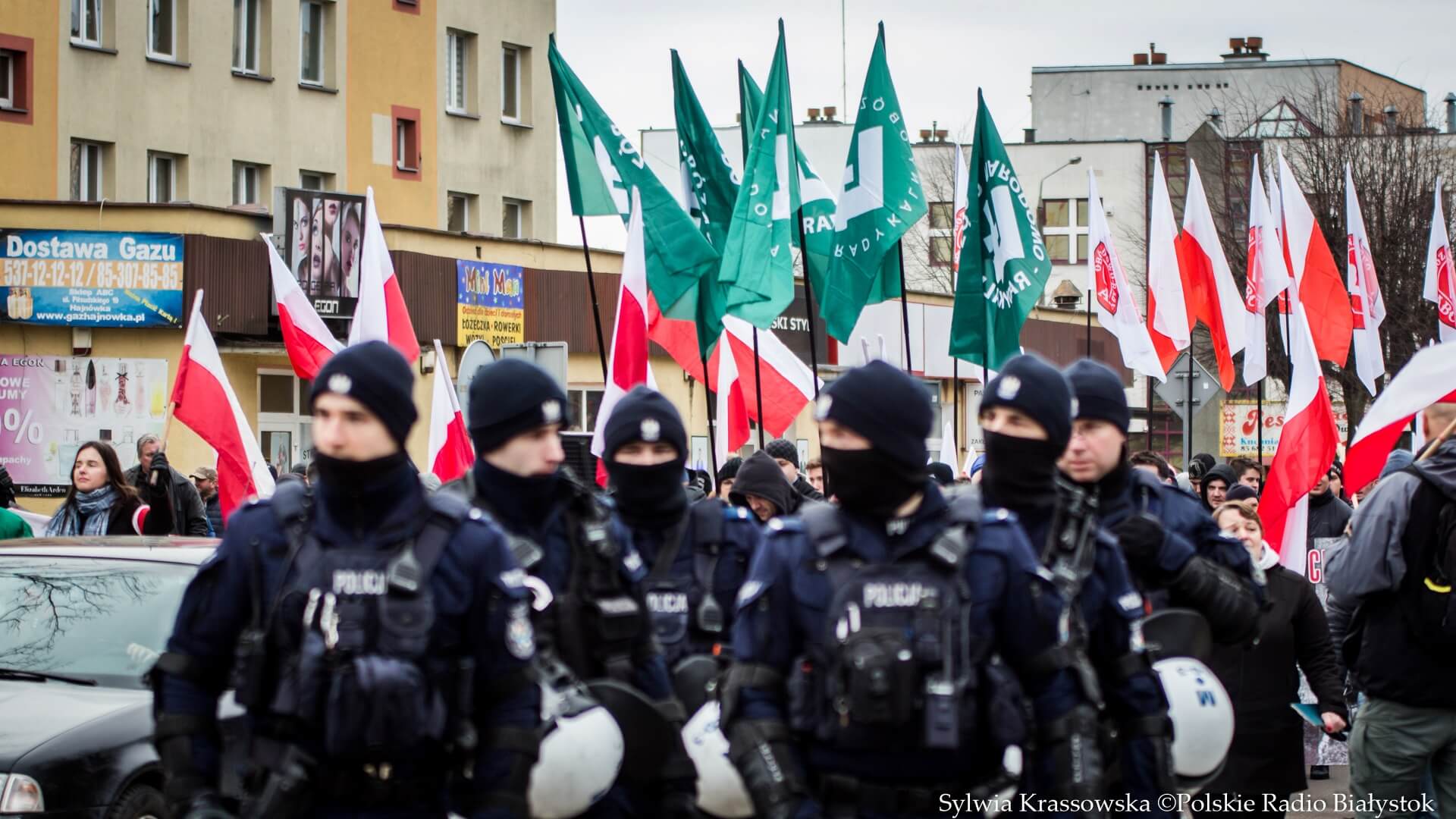 Sąd uniewinnił kobiety obwinione o udział w próbie zablokowania marszu w Hajnówce