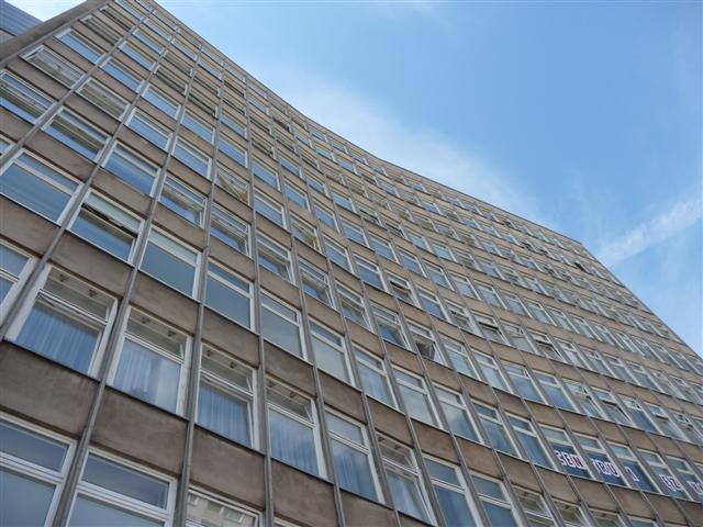 Ustawa o dekomunizacji przestrzeni publicznej a rzeczywistość – felieton