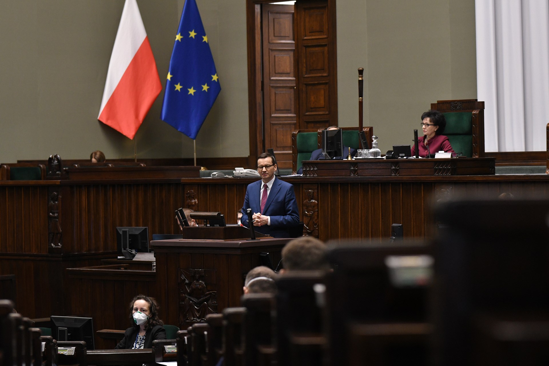 Sejm uchwalił specustawę o wsparciu dla firm w związku z epidemią