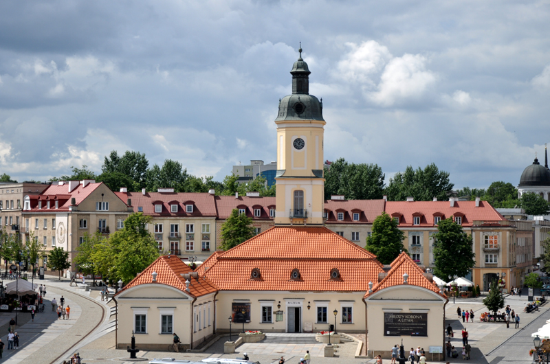 Na aukcjach pojawiają się niezwykle rzadko - dwa portrety Branickich kupiło Muzeum Podlaskie