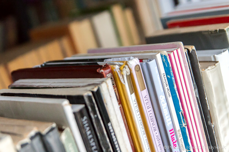 W Choroszczy zbierają książki dla zniszczonej przez pożar biblioteki w Cieszynie