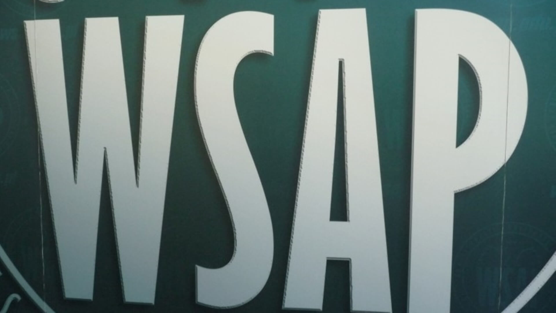 Koniec WSAP – uczniowie "mundurówki" w ostatniej chwili muszą szukać nowej szkoły