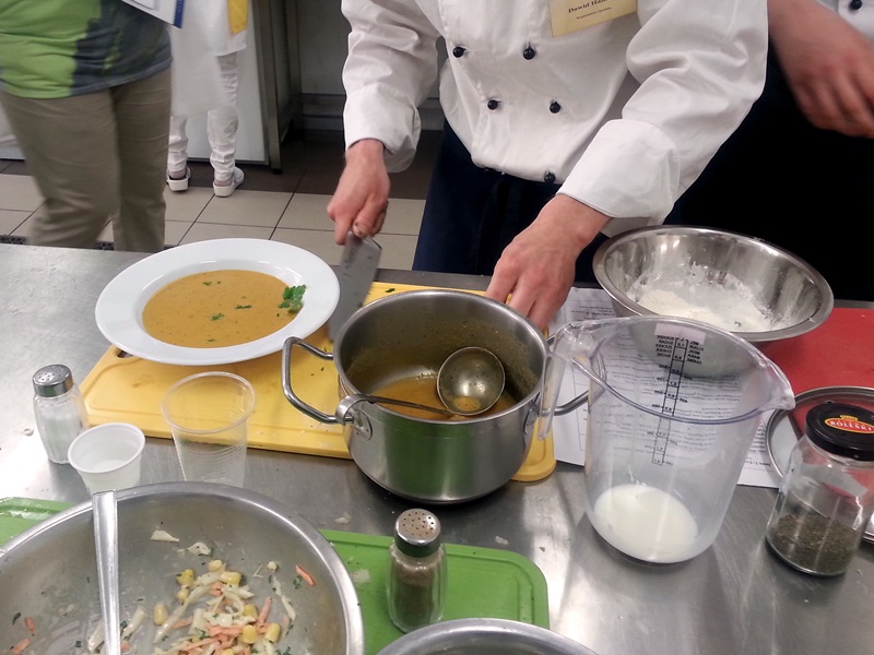 Janów:   I Ogólnopolski Festiwal Smaku „Róża i borówka”