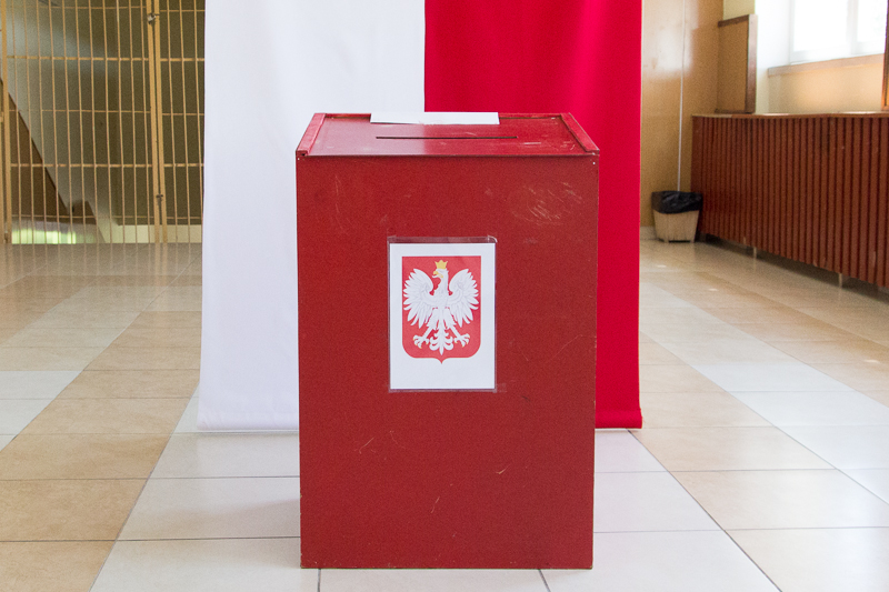 7 osób będzie ubiegać się o stanowisko burmistrza Nowogrodu w przedterminowych wyborach