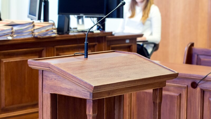 Proces grupy przestępczej pseudokibiców - prokuratura chce kar do 9 lat więzienia