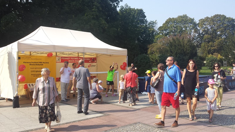 Występy muzyczne, gry i konkursy w białostockim parku Planty