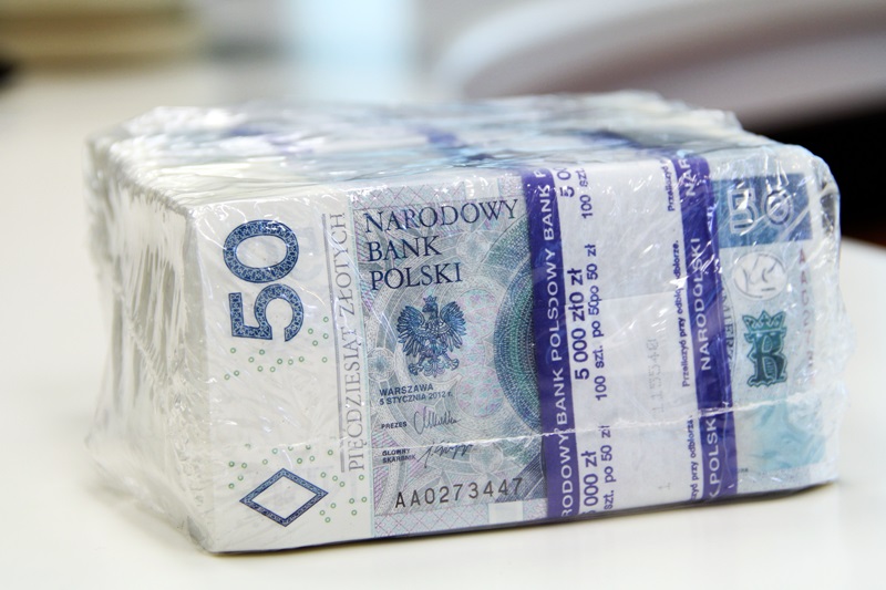 20-letni mieszkaniec powiatu kolneńskiego podejrzany o podrabianie pieniędzy - grozi mu nawet 25 lat więzienia