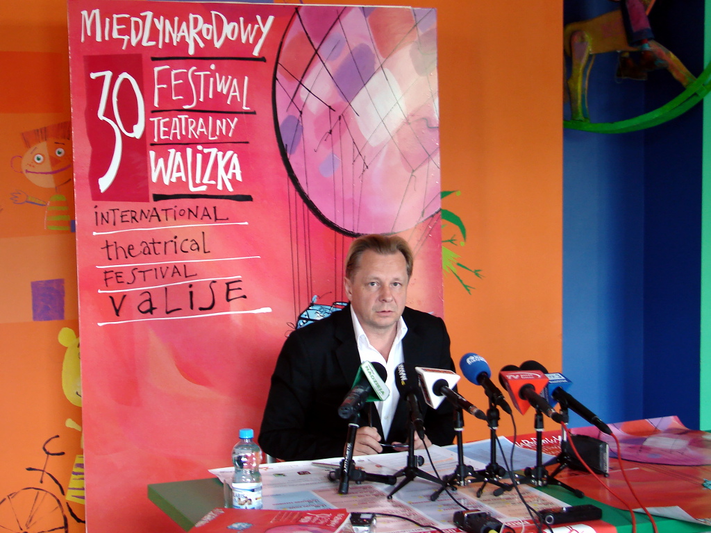 Teatry z Iranu czy Japonii przyjadą do Łomży na Festiwal Walizka