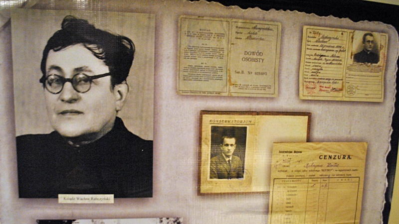 "Budowniczy na motorze. Ksiądz Wacław Rabczyński" - audycja dokumentalna Doroty Sokołowskiej i Mirosława Bielawskiego