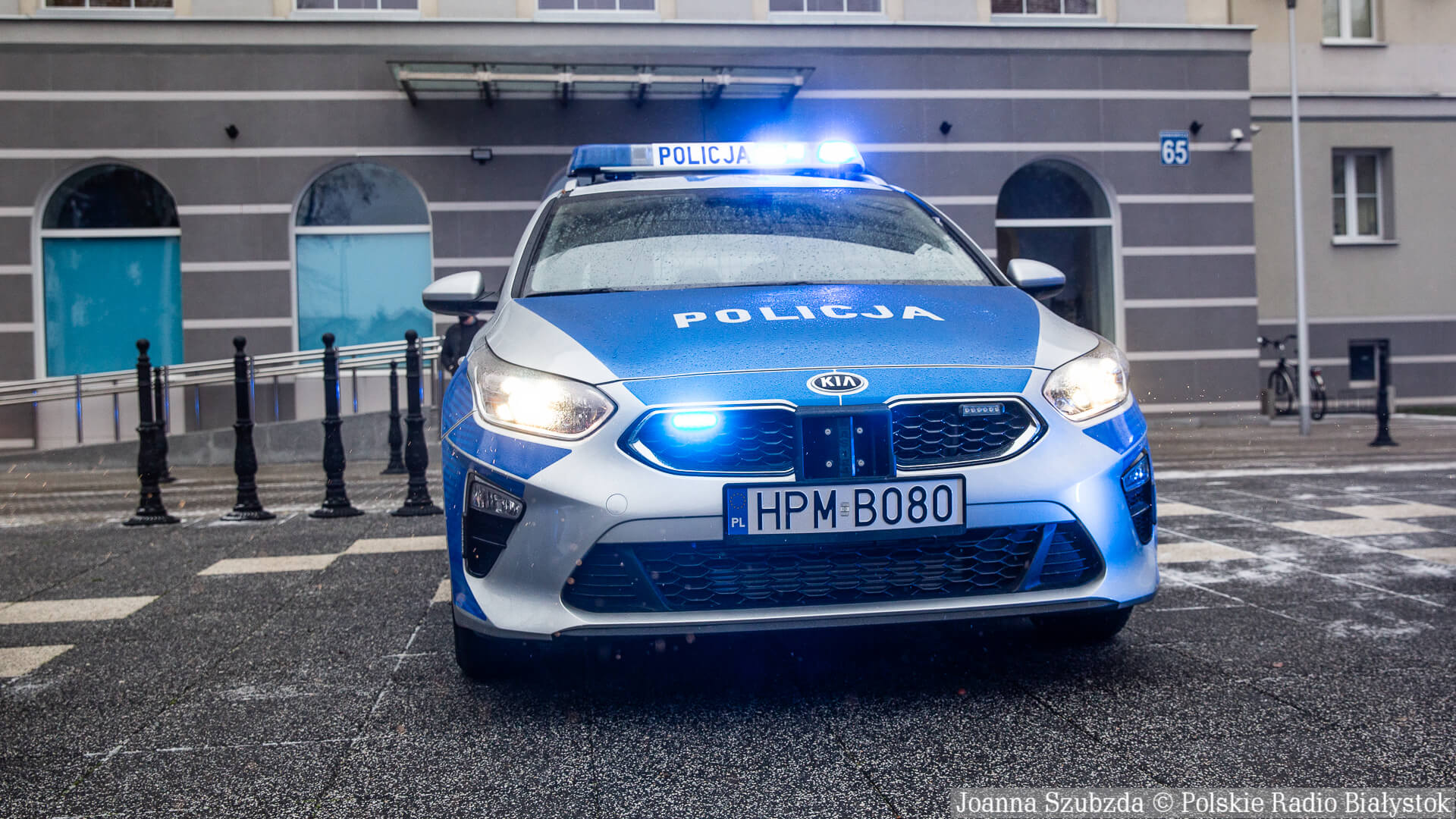 Suwalscy policjanci zatrzymali 32-latkę podejrzaną o kradzieże sklepowe