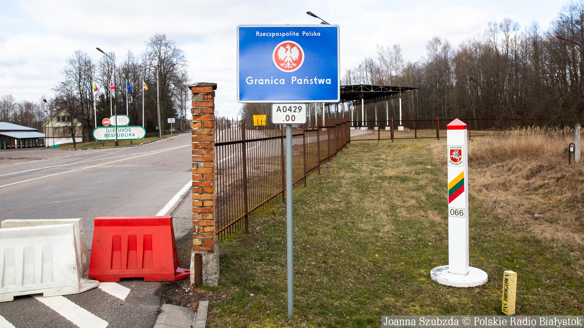 Litwa, Łotwa i Estonia: wjeżdżający z Polski będą musieli przechodzić kwarantannę