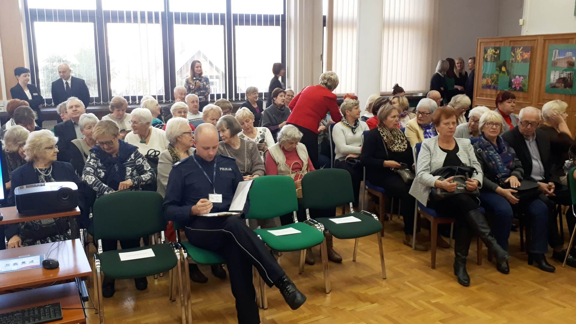 Bezpłatne porady emerytalne i zdrowotne – Dzień Seniora w białostockim ZUS-ie