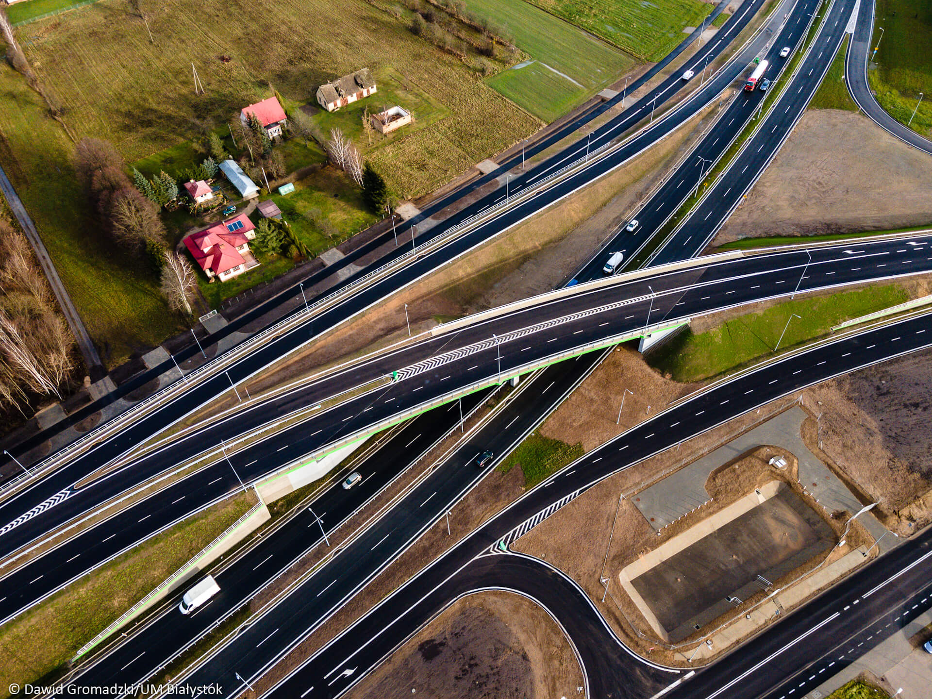 Drogowy węzeł Porosły jest już otwarty [wideo]